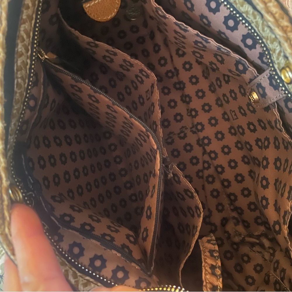 Eric Javits Raffia Black and Tan Striped Shoulder Bag - Picture 15 of 16